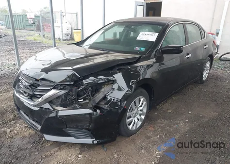 2016 Nissan Altima 2.5/2.5 S/2.5 Sl/2.5 Sr/2.5 Sv из США, поврежденный, VIN 1N4AL3AP4GN365258
